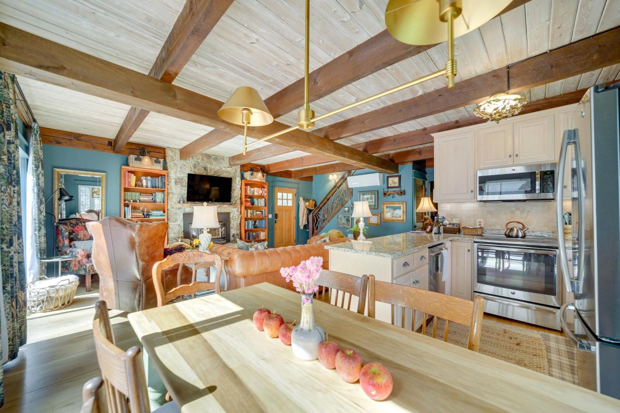 Enchanting Highlands Cottage With Pond And Falls! מראה חיצוני תמונה